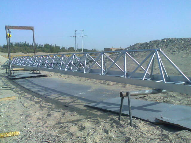 岳阳楼专业承揽大中小型喷涂翻新施工业务！